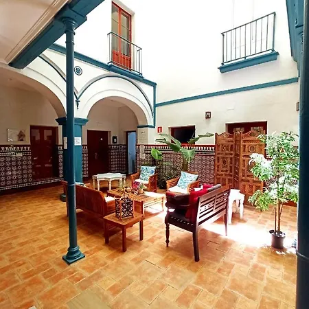 Vivian's Hostel